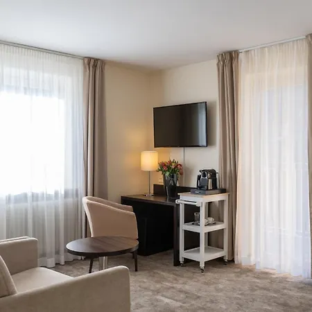 Hotel Galerie 4*