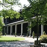 Galerie 4*