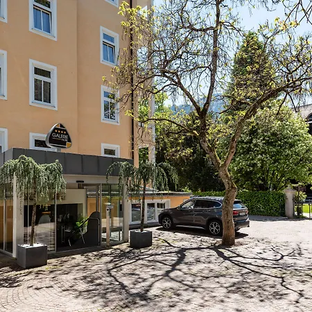 Hotel Galerie 4*
